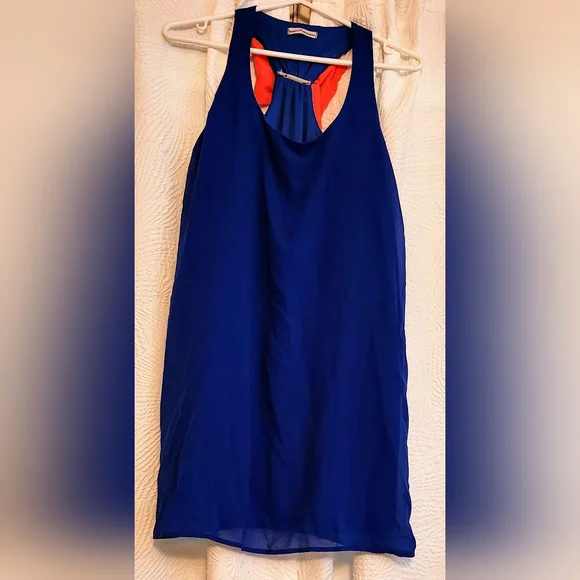 Dress - Picture 1 of 2